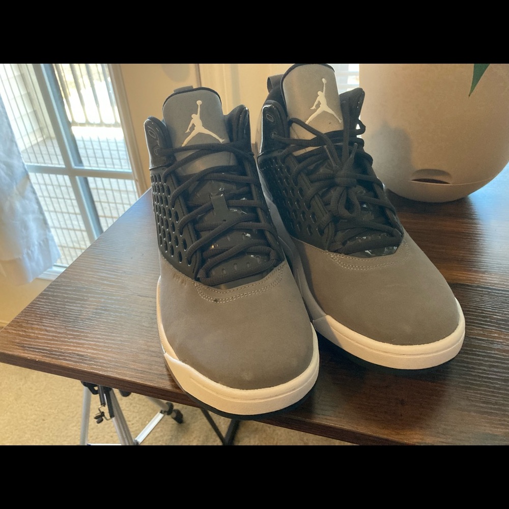 JORDAN MAXIN 200